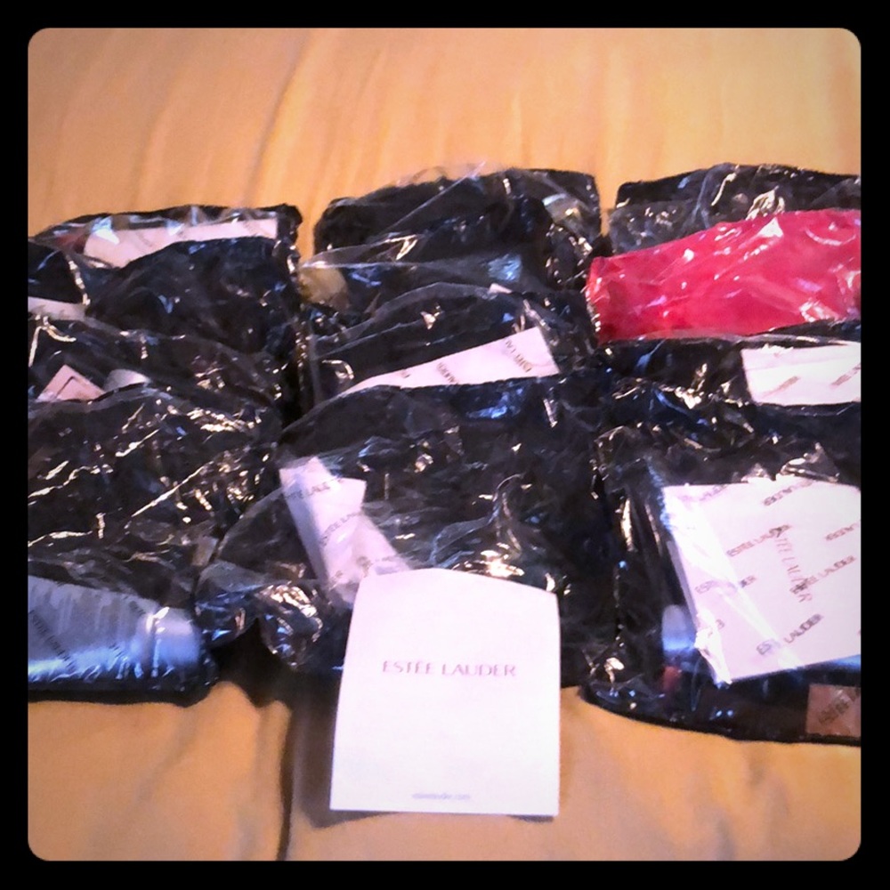Estée Lauder Cosmetic samples